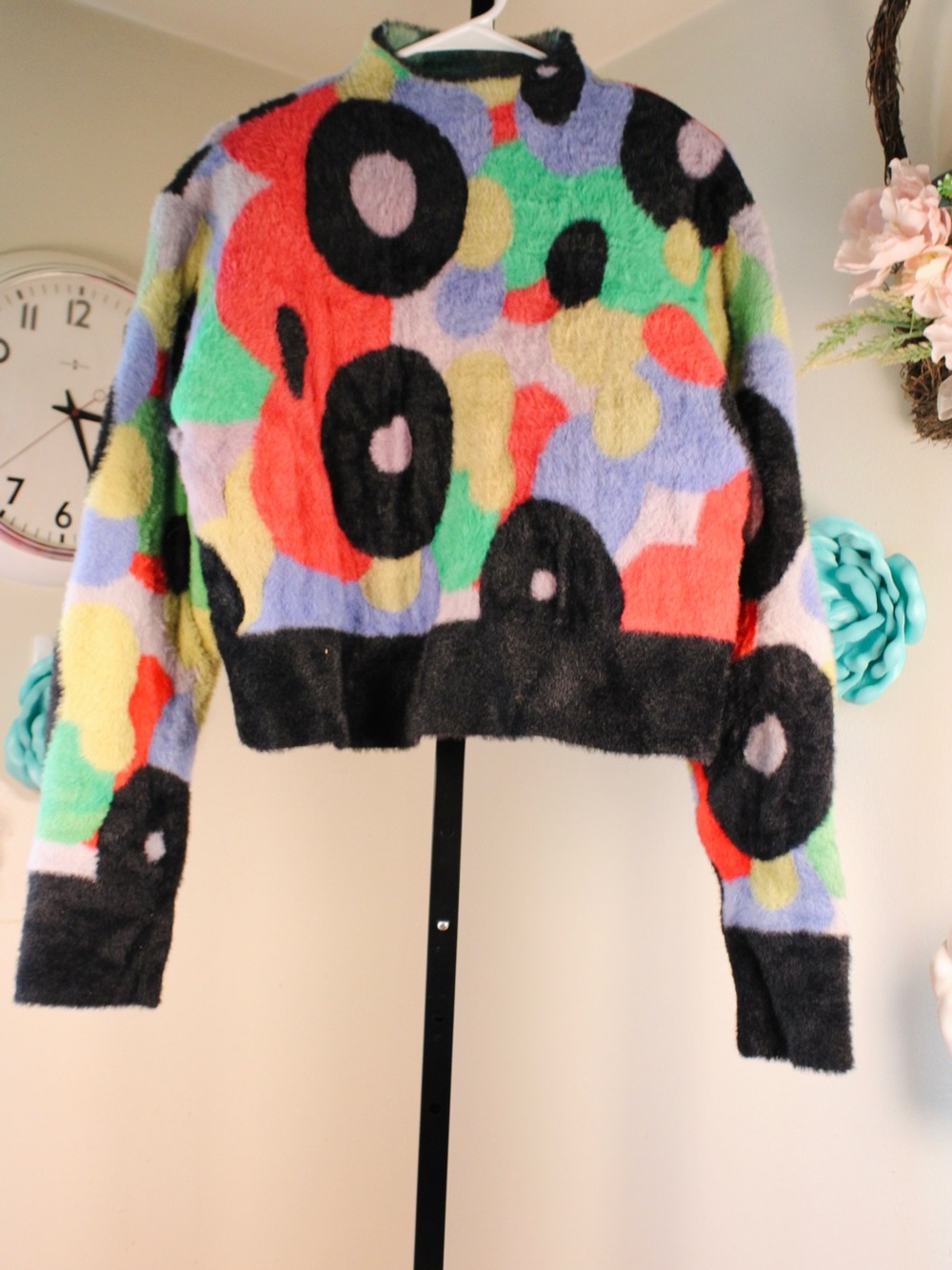 Multicolor Abstract Pattern Cropped Jacket - Picture 2 of 9